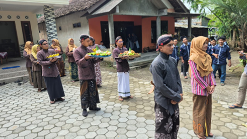 Upacara Shadranan dan Birrul Walidain Padukuhan Kragan